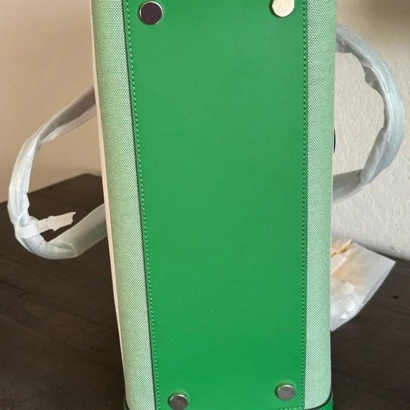 NWT - Market Cabana Canvas Medium Tote - Picture 10 of 13